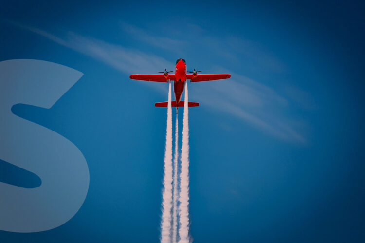 red plane